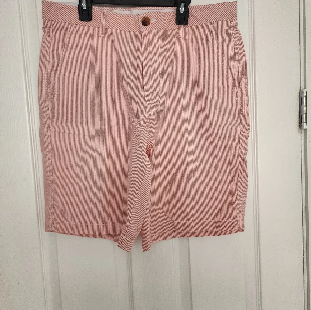 Men's short‎ Croft&Barrow, size 33, striped
